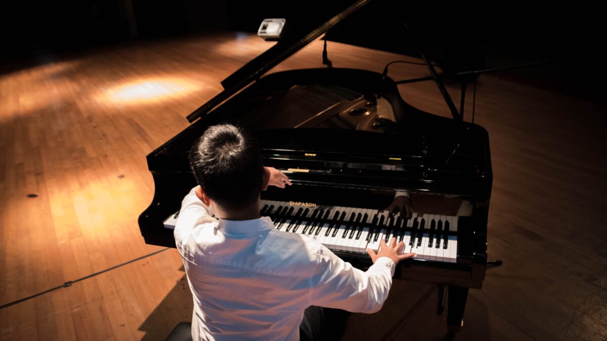 如何选购原声钢琴（Acoustic Piano）？